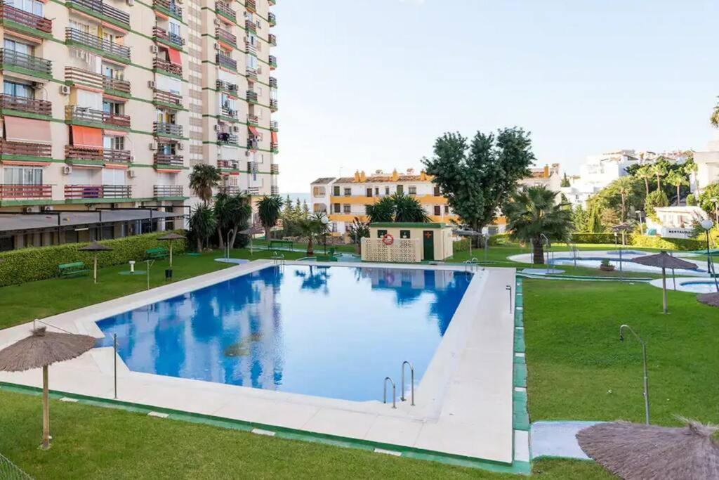 Estudio Turistico En Benalmadena A 200 Mts Del Mar מראה חיצוני תמונה