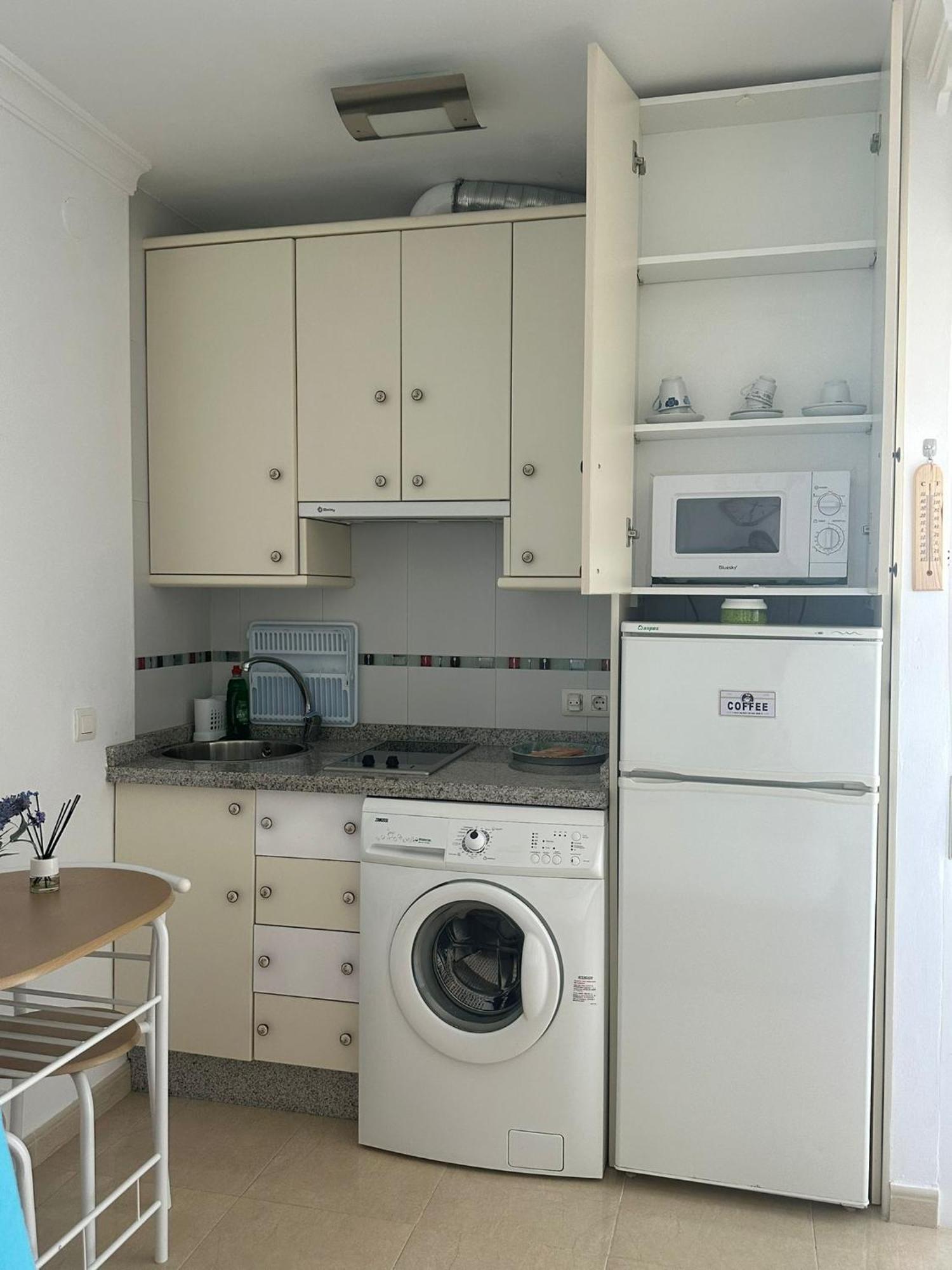Estudio Turistico En Benalmadena A 200 Mts Del Mar מראה חיצוני תמונה